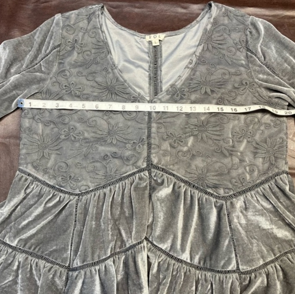 POL Gray Velvet Embroidered Tunic Top - Picture 8 of 9